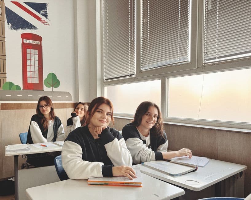 Study Abroad: How to Study in UK for Indian Students (and a Smarter Alternative)