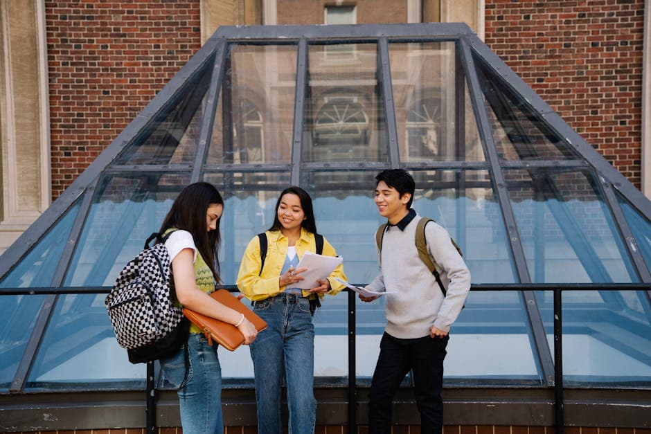 The Best Study Abroad Programs: A USA Student's Guide to Success
