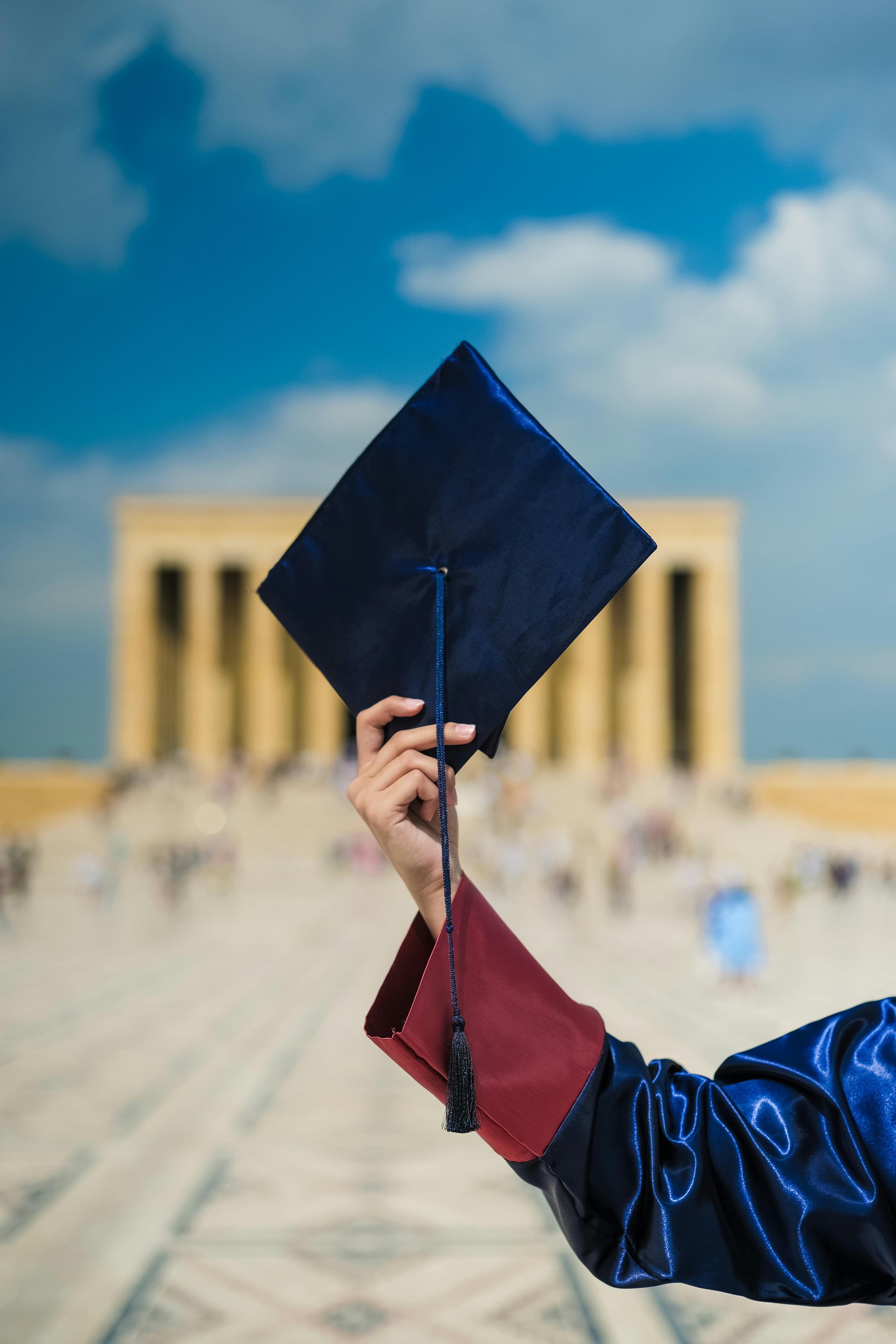 What Is the Study Abroad Meaning? A Complete Guide for Canadian Students